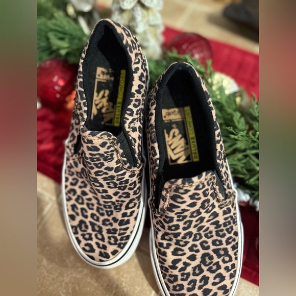 Women’s Leopard Print Vans Size 6 - Picture 5 of 7